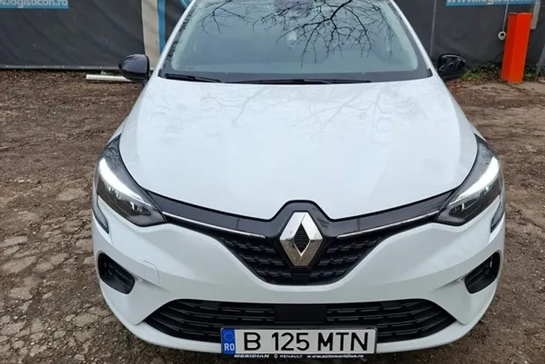 Renault Clio din 2023 cu 42.503 km - oferta REN227971 - foto 2
