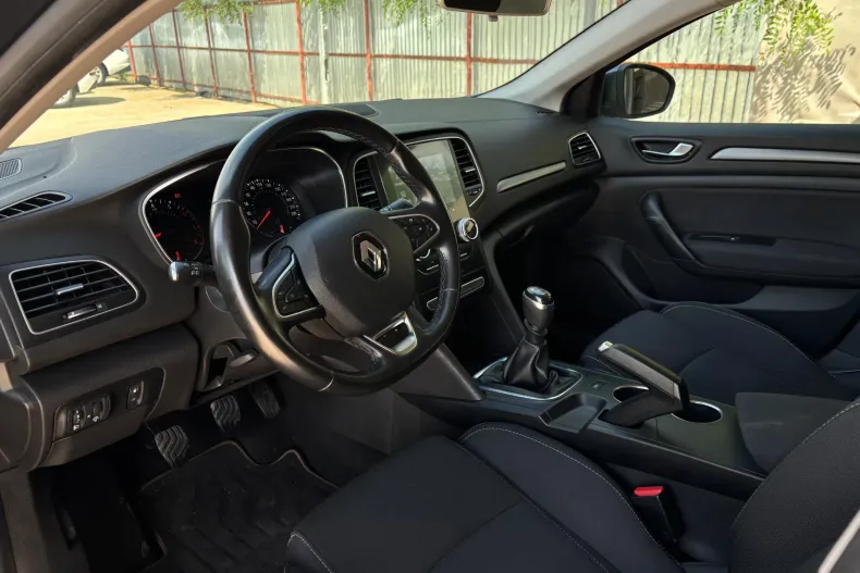 Renault Megane din 2021 cu 142.900 km - oferta REN227976 - foto 13