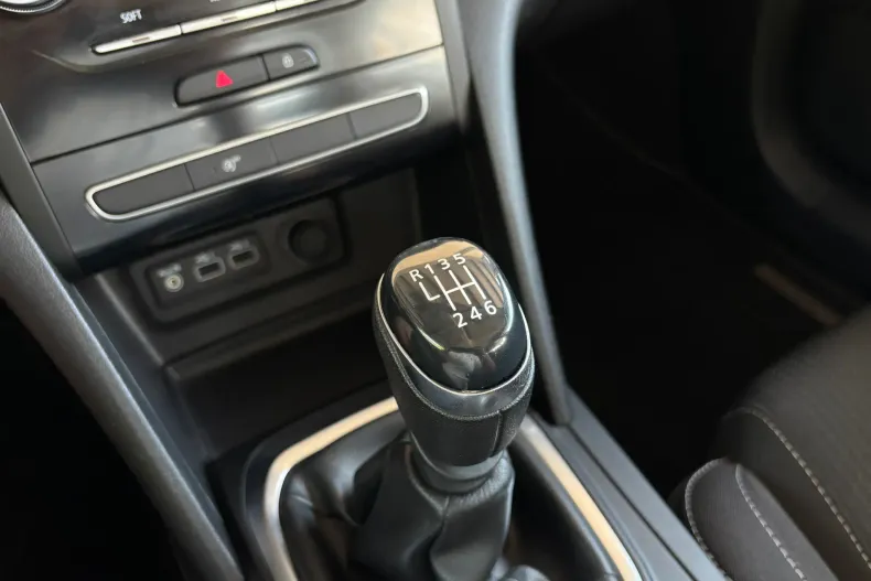 Renault Megane din 2021 cu 142.900 km - oferta REN227976 - foto 20
