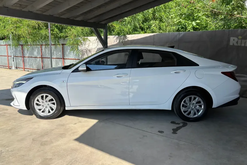 Hyundai Elantra din 2022 cu 138.000 km - oferta HYU227977 - foto 9