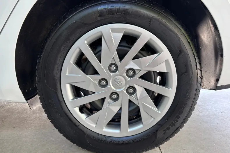 Hyundai Elantra din 2022 cu 138.000 km - oferta HYU227977 - foto 12