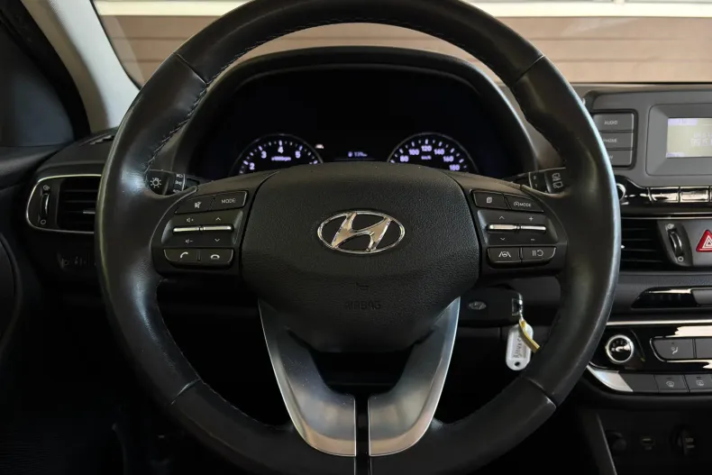 Hyundai i30 din 2022 cu 106.000 km - oferta HYU227978 - foto 14