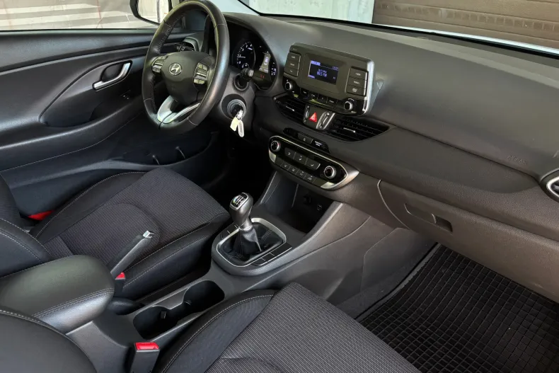 Hyundai i30 din 2022 cu 106.000 km - oferta HYU227978 - foto 28