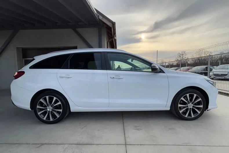 Hyundai i30 din 2020 cu 180.000 km - oferta HYU227979 - foto 6