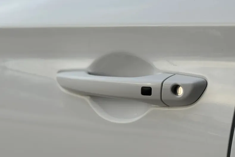 Hyundai i30 din 2020 cu 180.000 km - oferta HYU227979 - foto 13