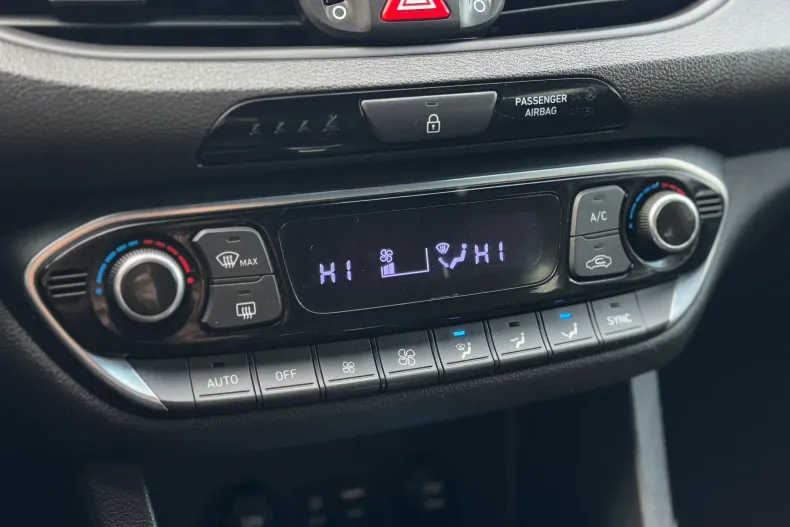 Hyundai i30 din 2020 cu 180.000 km - oferta HYU227979 - foto 34