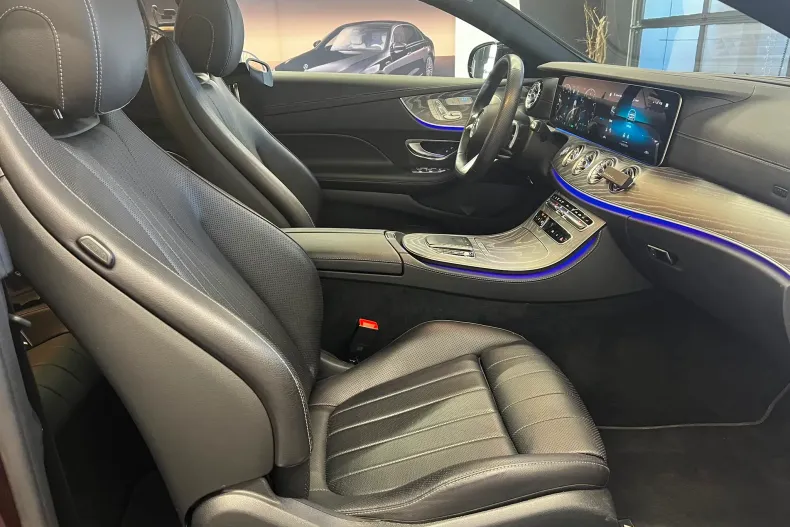 Mercedes-Benz E (Clasa E) din 2022 cu 32.800 km - oferta MER227983 - foto 6