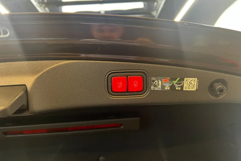 Mercedes-Benz E (Clasa E) din 2022 cu 32.800 km - oferta MER227983 - foto 25