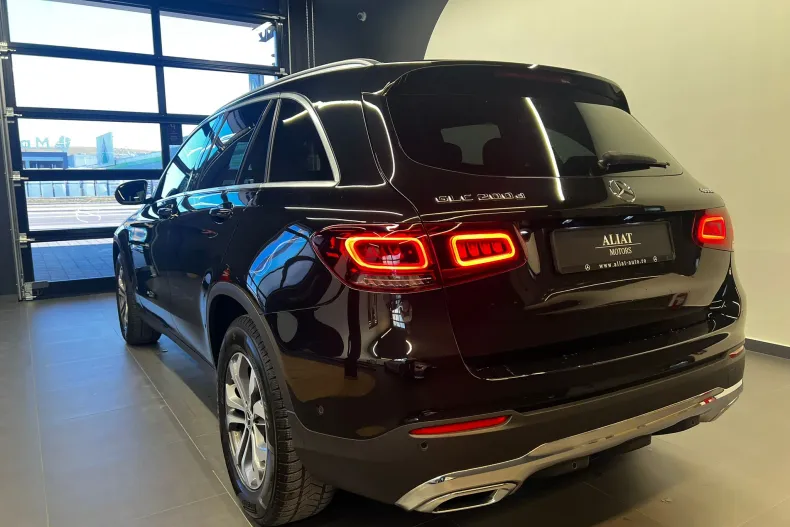 Mercedes-Benz GLC (Clasa GLC) din 2022 cu 166.500 km - oferta MER227986 - foto 2