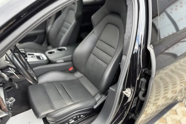 Porsche Panamera din 2022 cu 73.888 km - oferta POR227987 - foto 13
