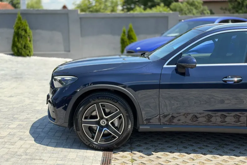 Mercedes-Benz GLC (Clasa GLC) din 2023 cu 13.883 km - oferta MER227988 - foto 10