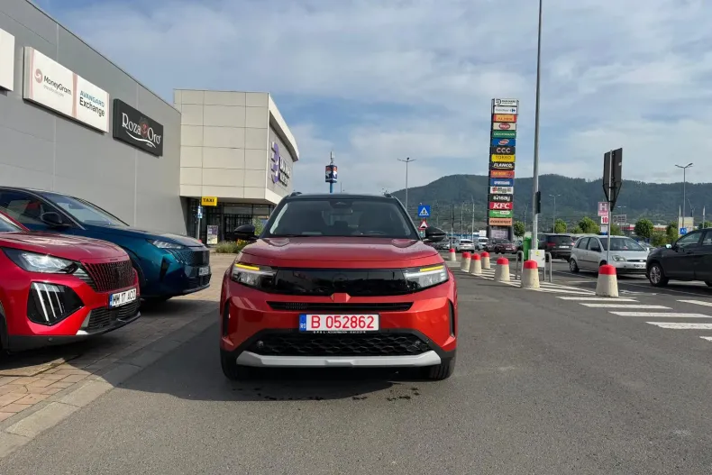 Opel Frontera din 2025 cu 4.200 km - oferta OPE227992 - foto 2