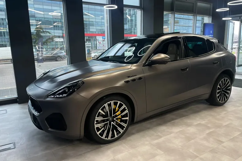 Maserati Grecale din 2025 cu 6 km - oferta MAS228006 - foto 4