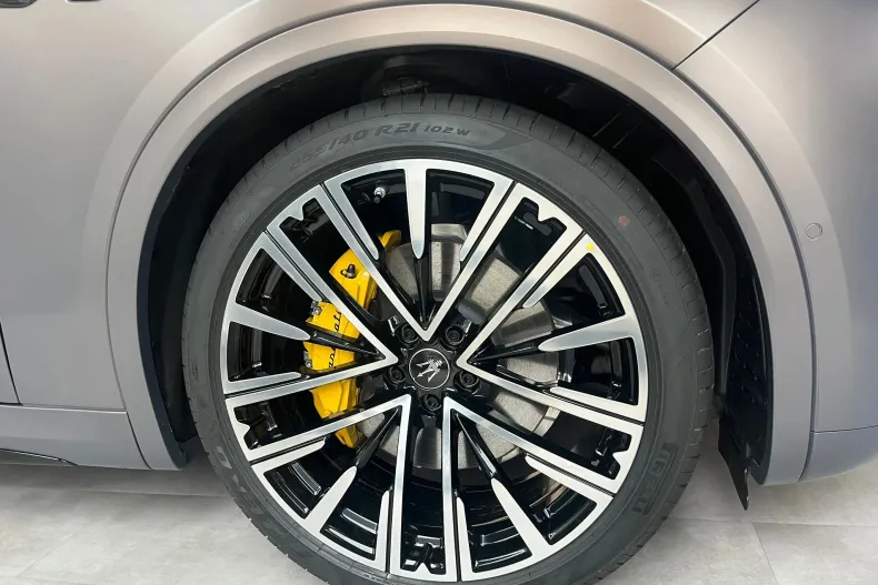 Maserati Grecale din 2025 cu 6 km - oferta MAS228006 - foto 7