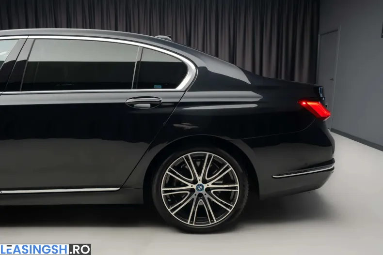BMW 745Le (Seria 7) din 2020 cu 91.903 km - oferta BMW228008 - foto 12