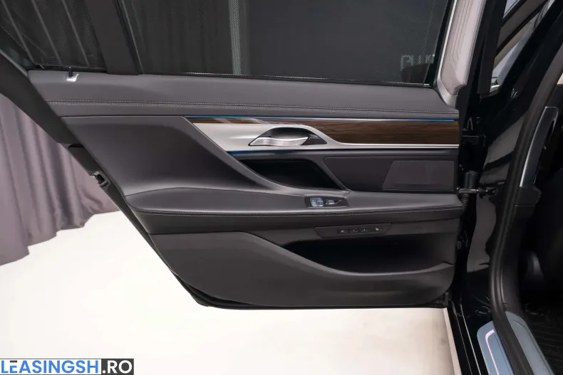BMW 745Le (Seria 7) din 2020 cu 91.903 km - oferta BMW228008 - foto 38