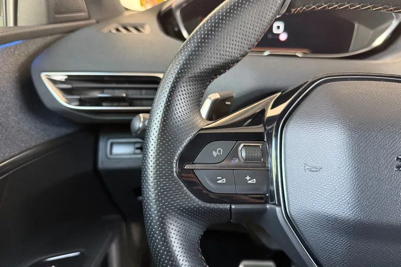 Peugeot 3008 din 2020 cu 149.384 km - oferta PEU228015 - foto 30