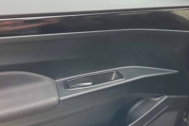 Aixam Coupé din 2024 cu 12.900 km - oferta AIX228018 - foto 10