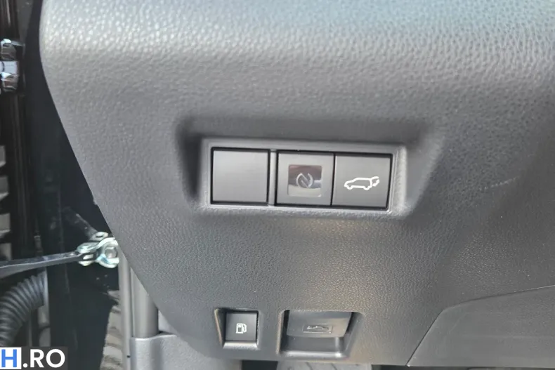 Toyota RAV4 din 2026 cu 980 km - oferta TOY228019 - foto 29