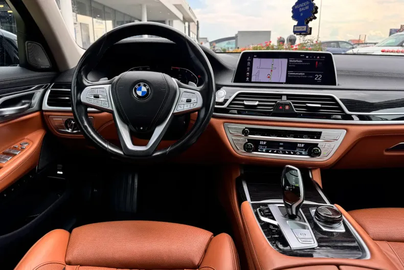BMW 740d (Seria 7) din 2020 cu 120.738 km - oferta BMW228024 - foto 14