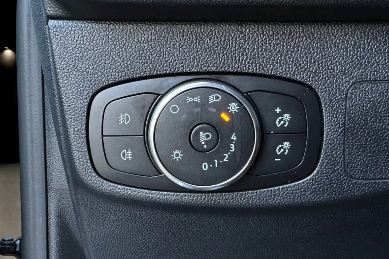 Ford Focus din 2022 cu 112.945 km - oferta FOR228030 - foto 38