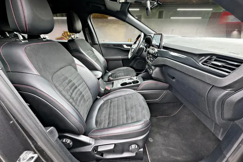 Ford Kuga din 2021 cu 164.269 km - oferta FOR228032 - foto 8