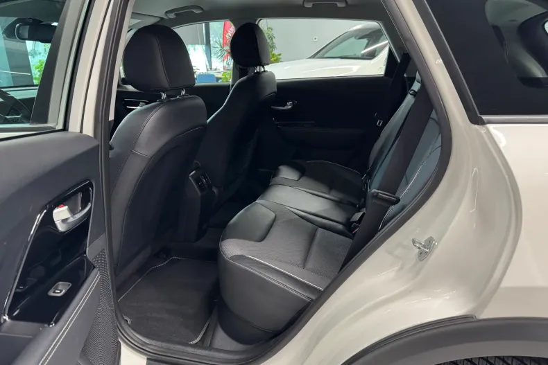 Kia Niro din 2022 cu 80.001 km - oferta KIA228040 - foto 8