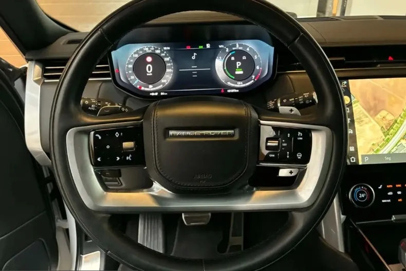 Land Rover Range Rover din 2023 cu 31.000 km - oferta LAN228053 - foto 11