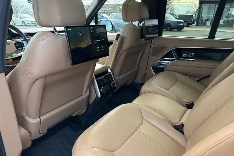 Land Rover Range Rover din 2023 cu 64.299 km - oferta LAN228054 - foto 31