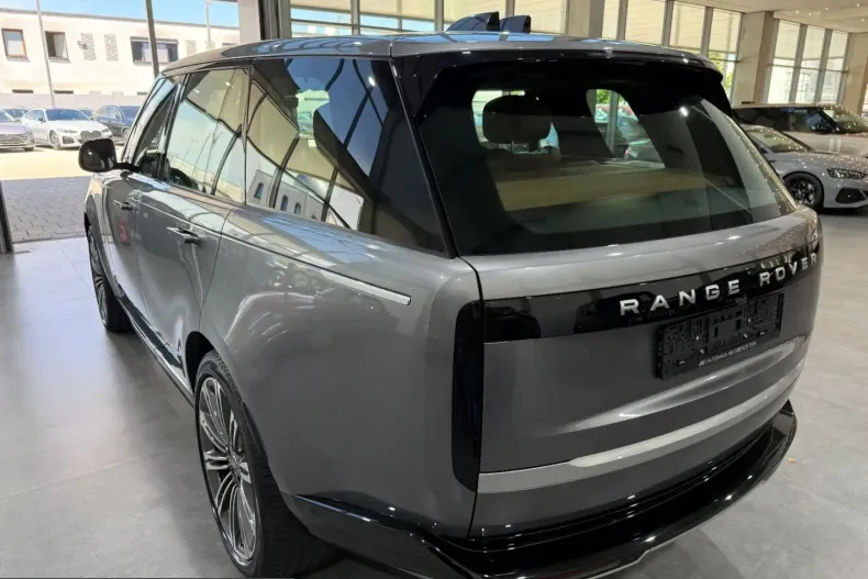 Land Rover Range Rover din 2023 cu 68.200 km - oferta LAN228057 - foto 9