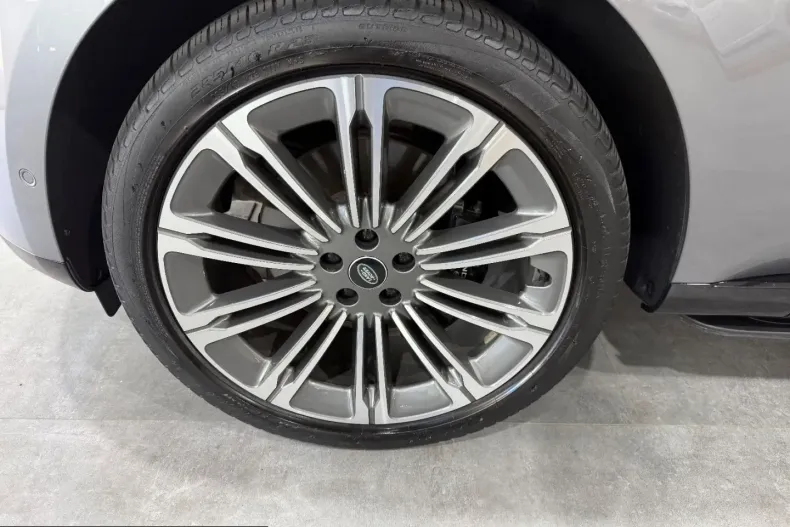 Land Rover Range Rover din 2023 cu 68.200 km - oferta LAN228057 - foto 14