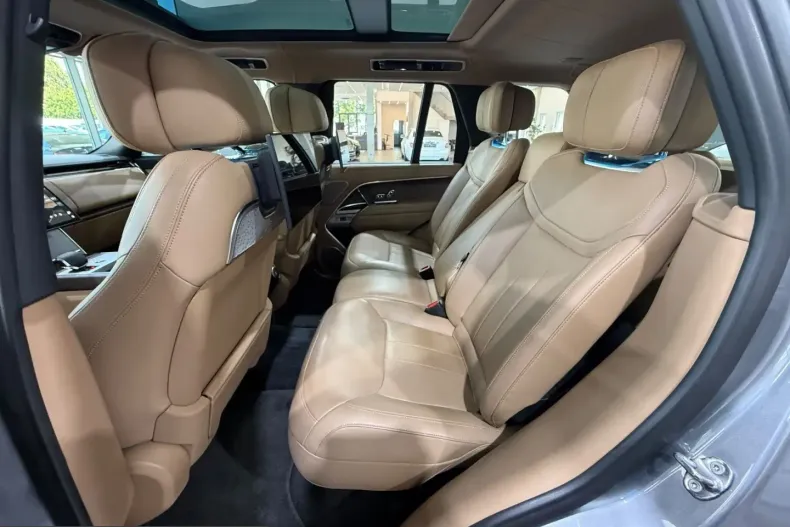 Land Rover Range Rover din 2023 cu 68.200 km - oferta LAN228057 - foto 24
