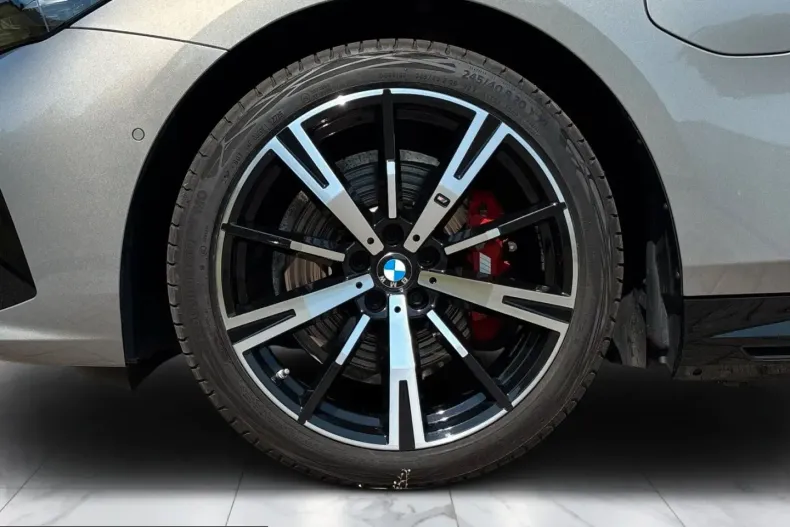 BMW 530 (Seria 5) din 2025 cu 17.258 km - oferta BMW228061 - foto 14