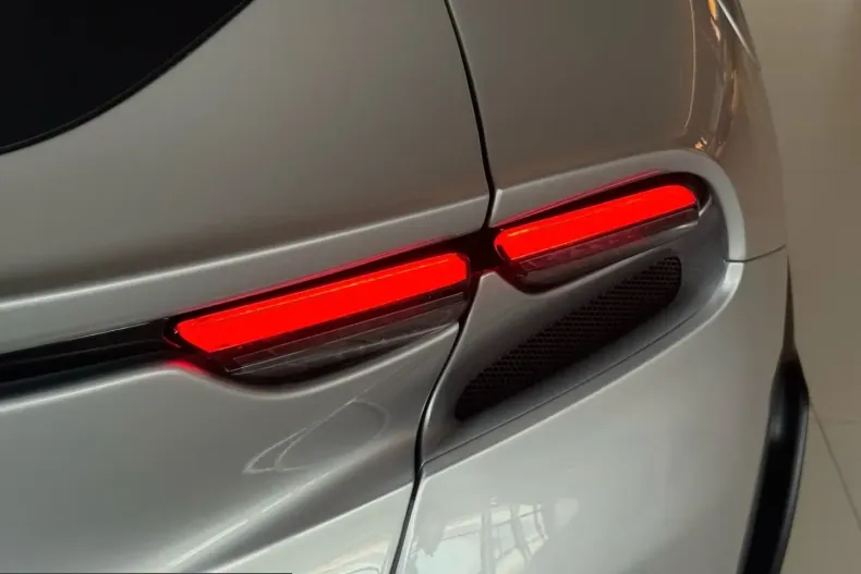 Ferrari Purosangue din 2023 cu 22.700 km - oferta FER228062 - foto 31