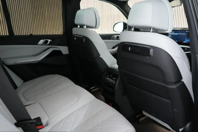BMW X5 (Seria X) din 2024 cu 27.988 km - oferta BMW228069 - foto 27