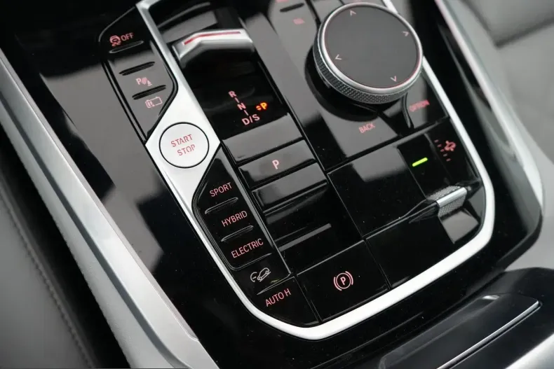 BMW X5 (Seria X) din 2024 cu 27.988 km - oferta BMW228069 - foto 40