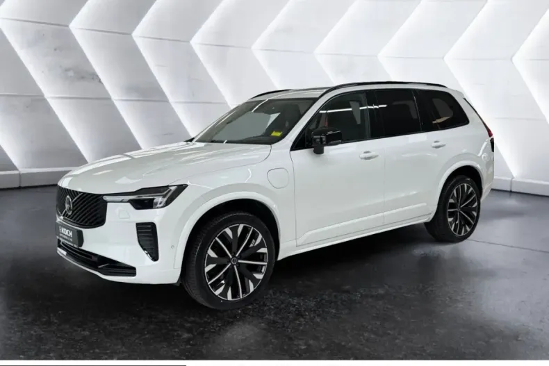Volvo XC90 din 2025 cu 16.429 km - oferta VOL228074 - foto 1