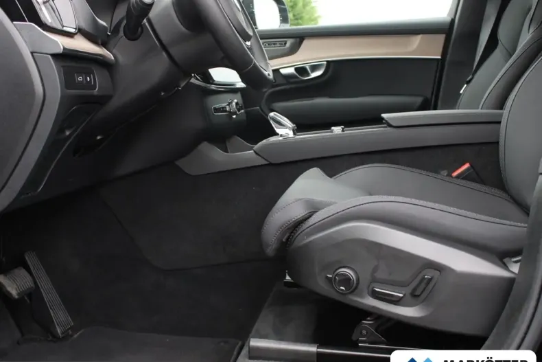 Volvo XC90 din 2025 cu 15.350 km - oferta VOL228075 - foto 7