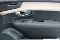 Volvo XC90 din 2025 cu 15.350 km - oferta VOL228075 - foto 9