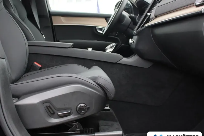 Volvo XC90 din 2025 cu 15.350 km - oferta VOL228075 - foto 10