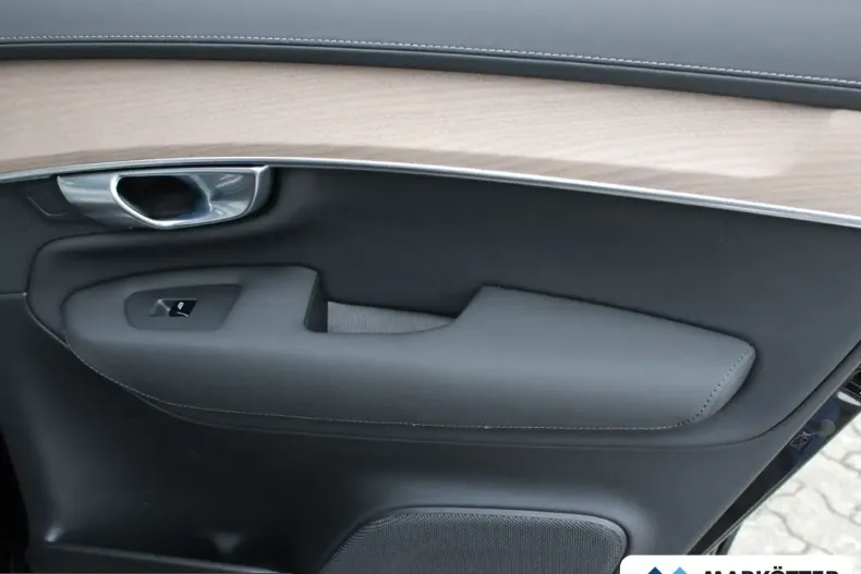 Volvo XC90 din 2025 cu 15.350 km - oferta VOL228075 - foto 11