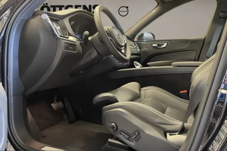 Volvo XC60 din 2025 cu 28.019 km - oferta VOL228077 - foto 6