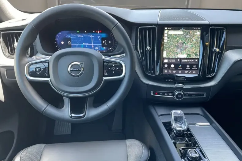 Volvo XC60 din 2025 cu 28.019 km - oferta VOL228077 - foto 8
