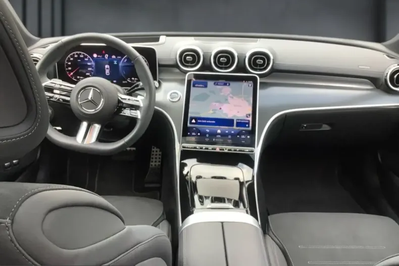 Mercedes-Benz C 300 (Clasa C) din 2025 cu 14.916 km - oferta MER228086 - foto 7