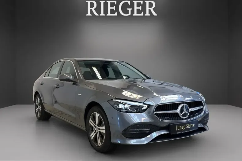 Mercedes-Benz C 300 (Clasa C) din 2025 cu 10.982 km - oferta MER228088 - foto 5