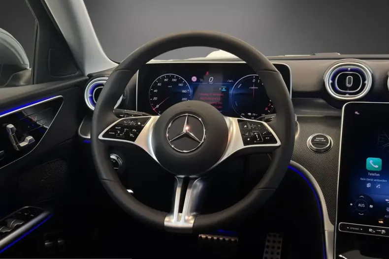 Mercedes-Benz C 300 (Clasa C) din 2025 cu 10.982 km - oferta MER228088 - foto 13