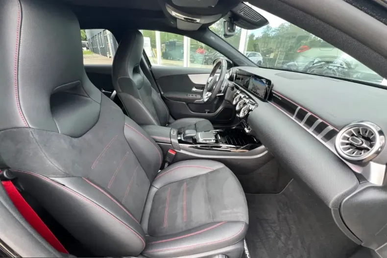 Mercedes-Benz A 35 AMG (Clasa A) din 2022 cu 37.890 km - oferta MER228092 - foto 15