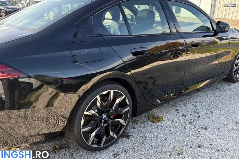 BMW 520 (Seria 5) din 2026 cu 51 km - oferta BMW228096 - foto 4