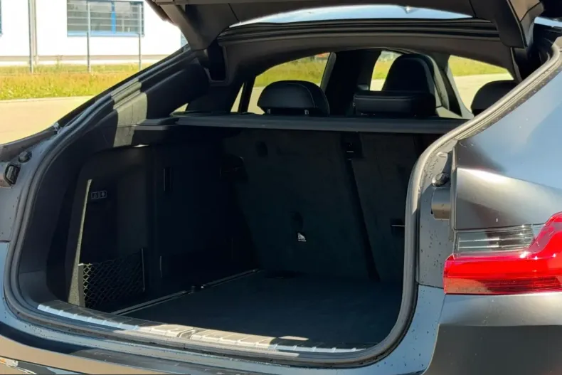 BMW X4 (Seria X) din 2022 cu 19.796 km - oferta BMW228104 - foto 21