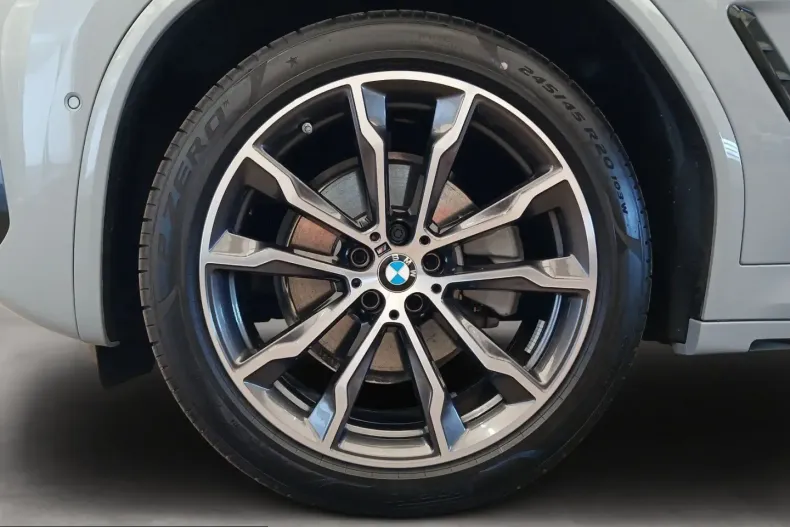 BMW X4 (Seria X) din 2025 cu 8.613 km - oferta BMW228107 - foto 6